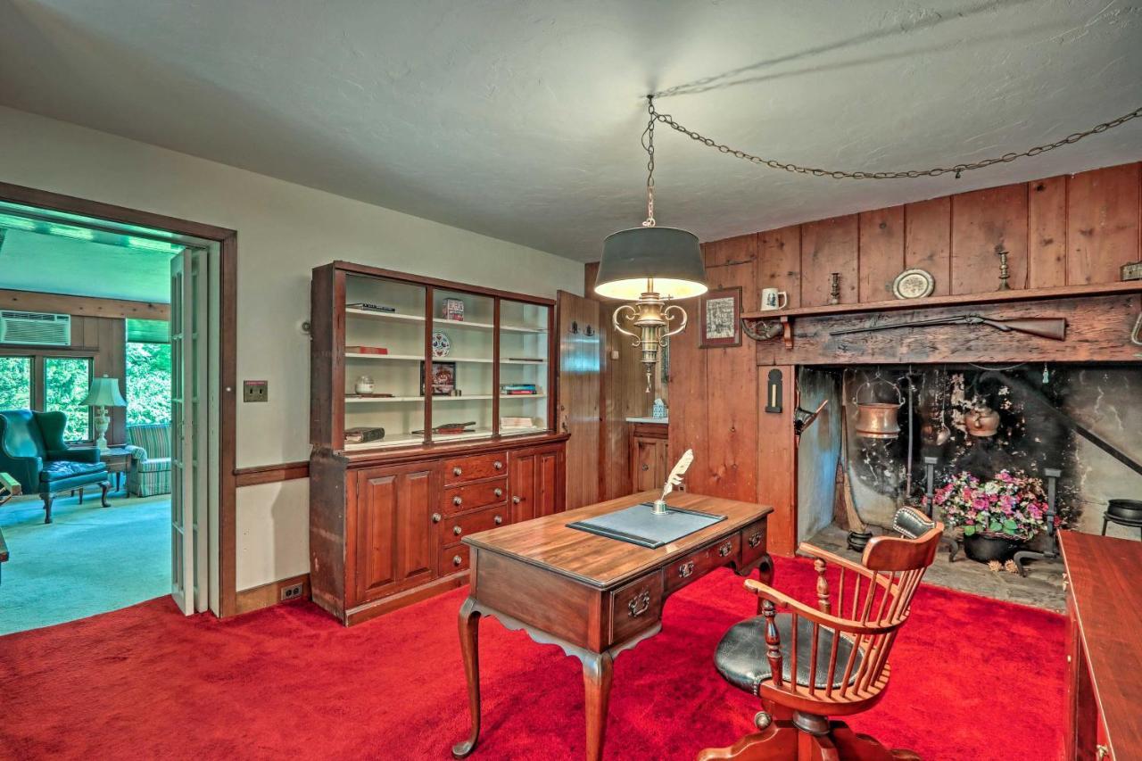 Morgan Hughes Homestead With Game Room And Pool! 兰斯代尔 外观 照片