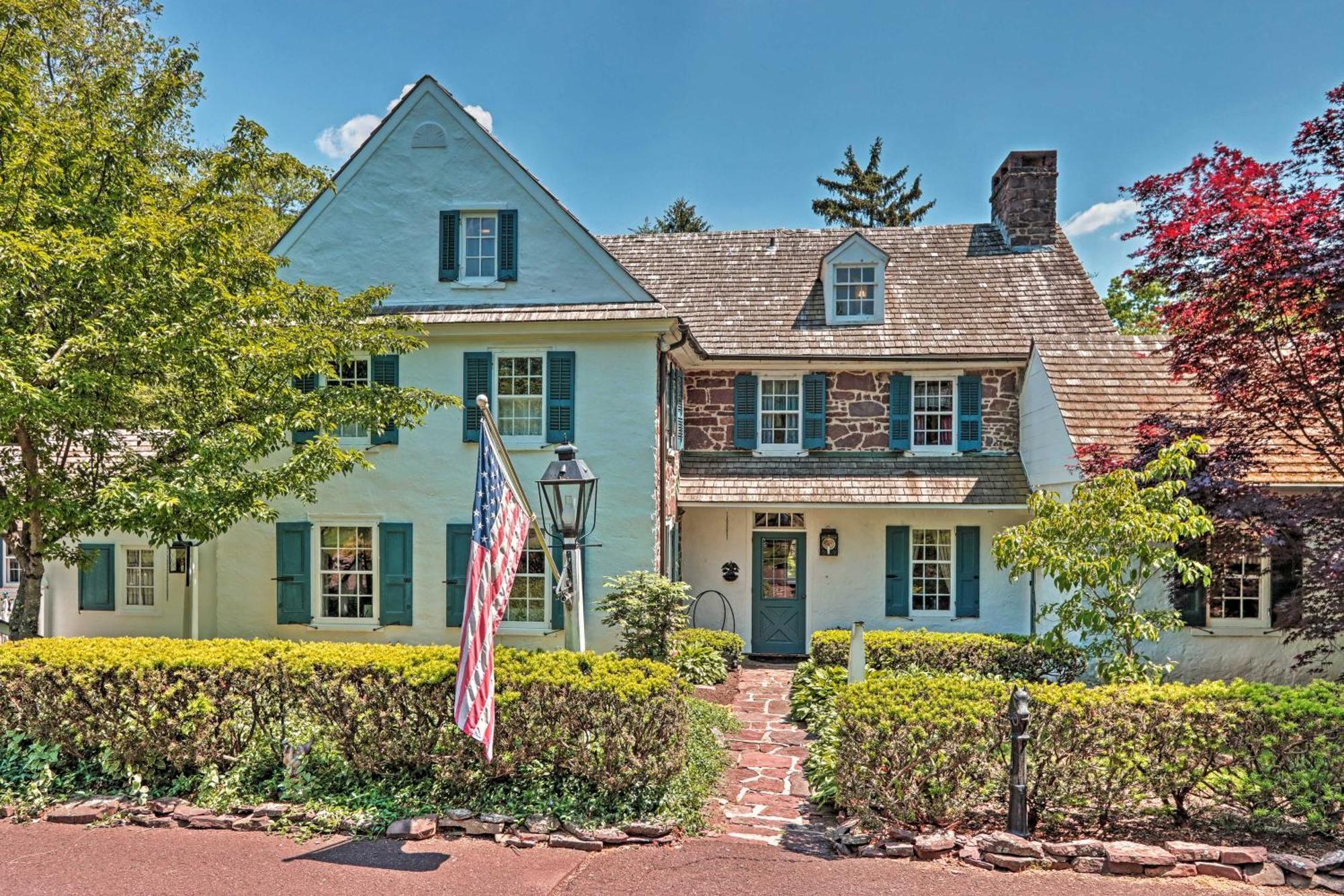Morgan Hughes Homestead With Game Room And Pool! 兰斯代尔 外观 照片